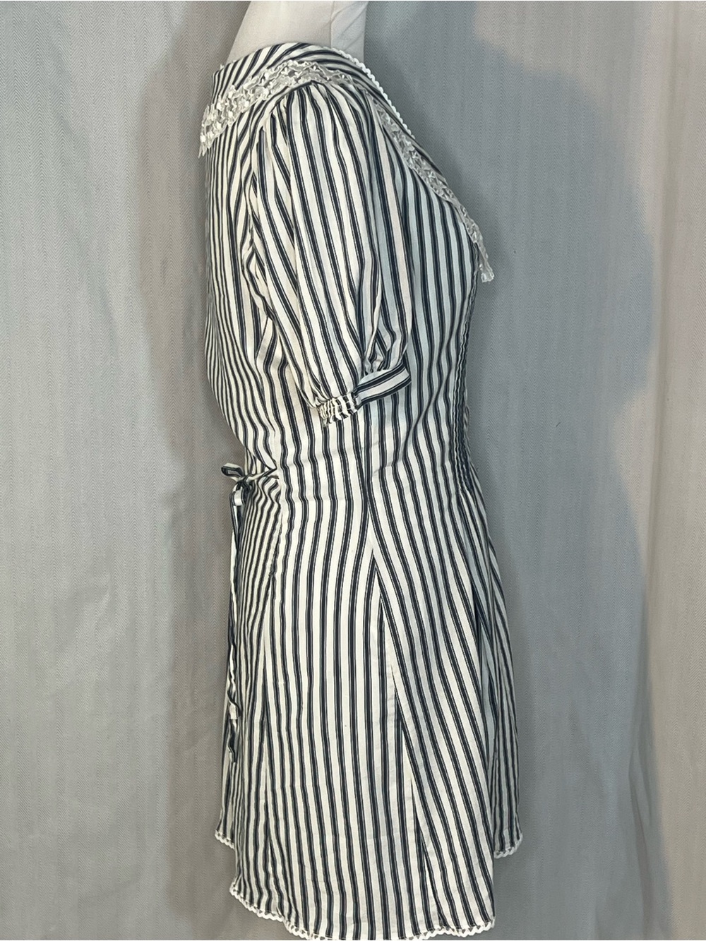 Reformation Nonie Mini Dress White W/Black Stripes Lace Collar Short Sleeves 6 ๐ - Picture 7 of 13